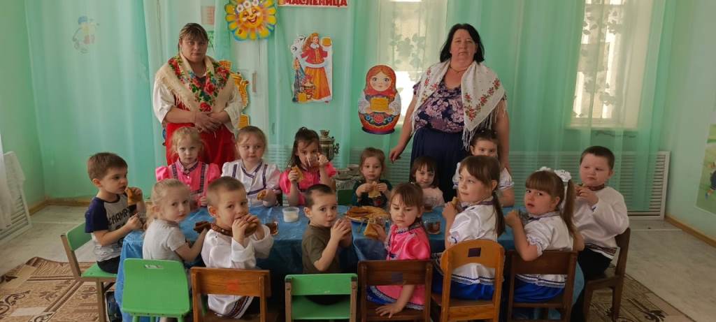 You are currently viewing Весёлая Масленица в детском саду!